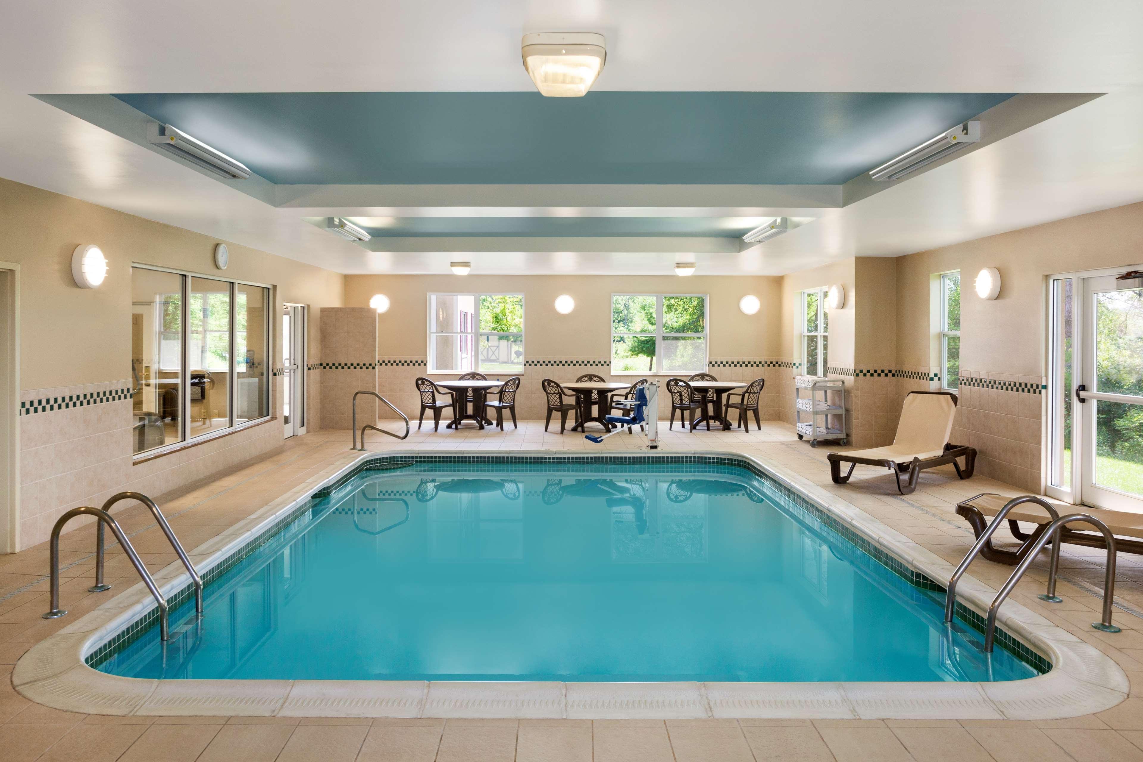 Country Inn & Suites By Radisson, Ithaca, Ny Екстериор снимка