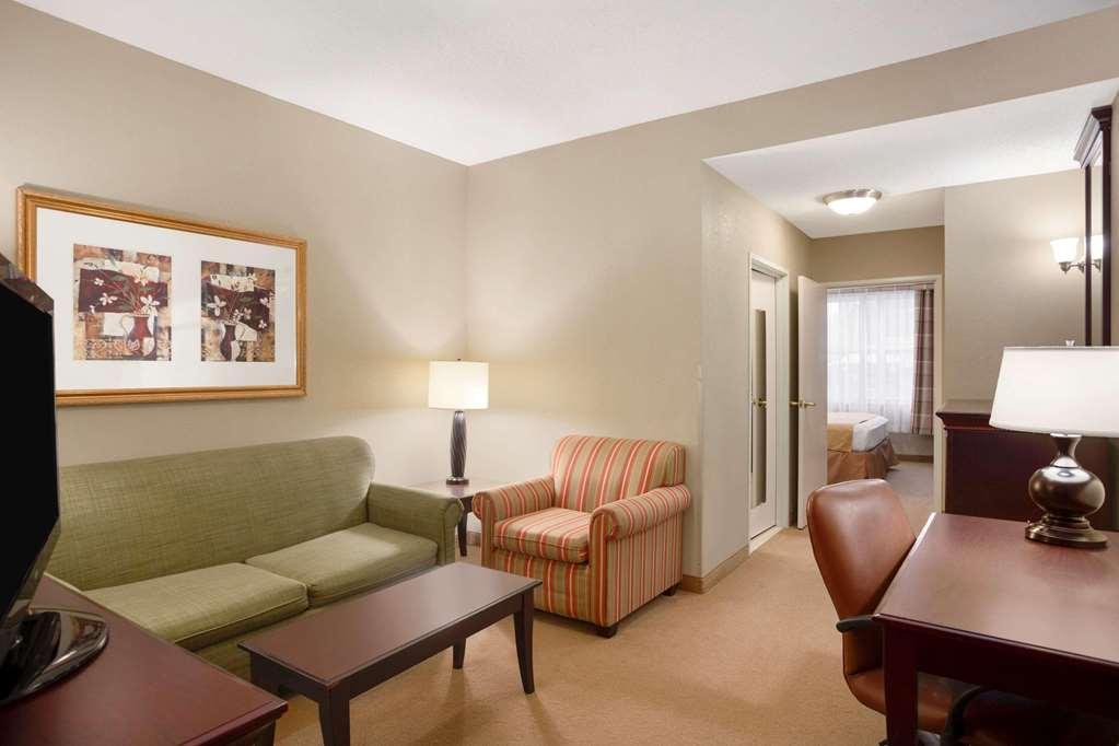 Country Inn & Suites By Radisson, Ithaca, Ny Стая снимка