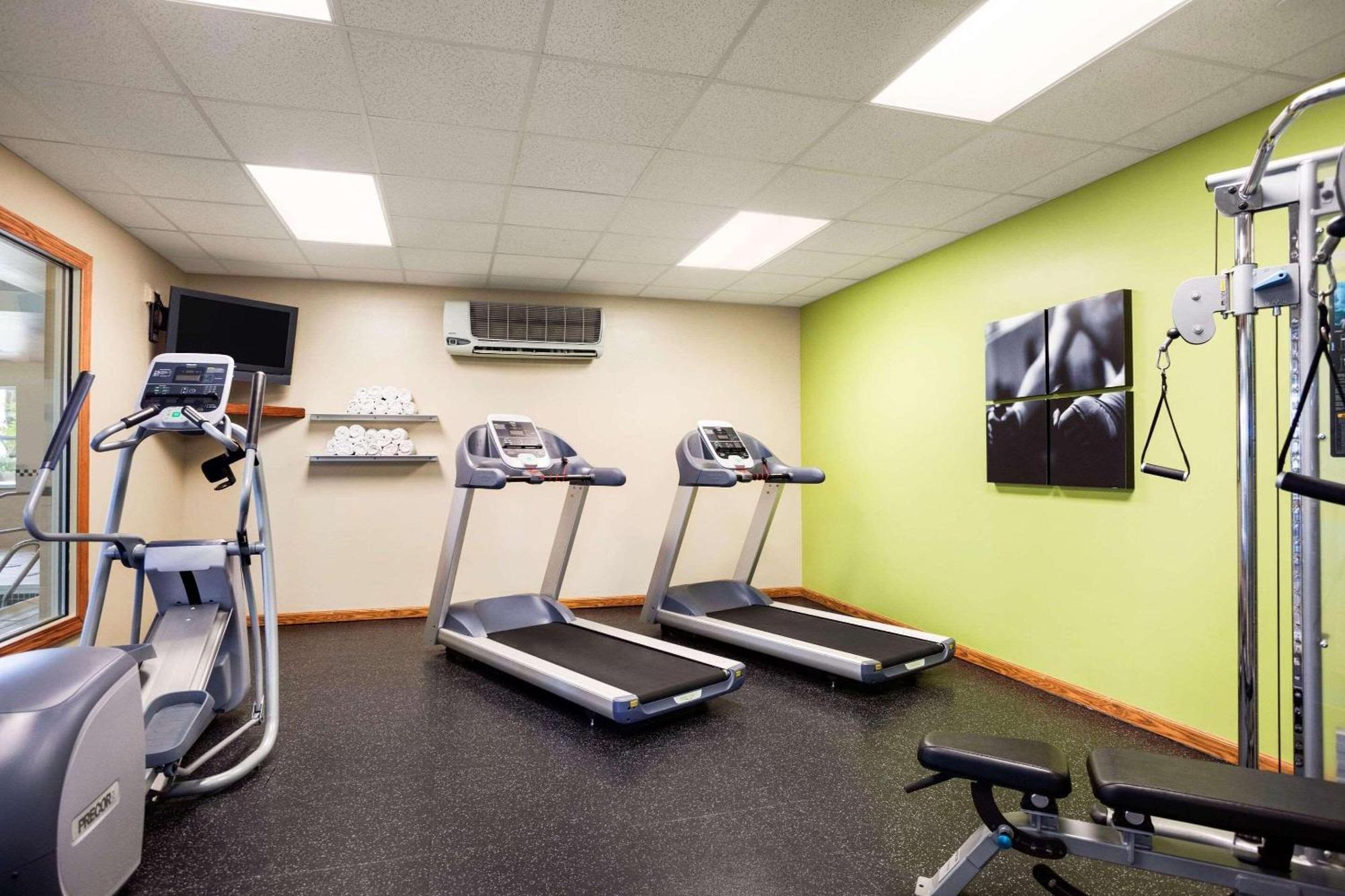 Country Inn & Suites By Radisson, Ithaca, Ny Екстериор снимка