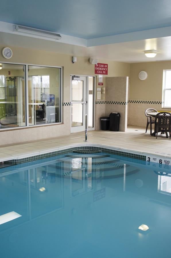 Country Inn & Suites By Radisson, Ithaca, Ny Екстериор снимка